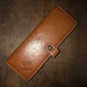 Patricia Nash Marotta Wallet